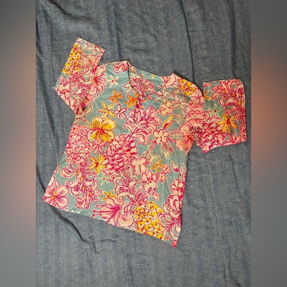 Lilly Pulitzer Pink and Blue Floral Top - Picture 1 of 10